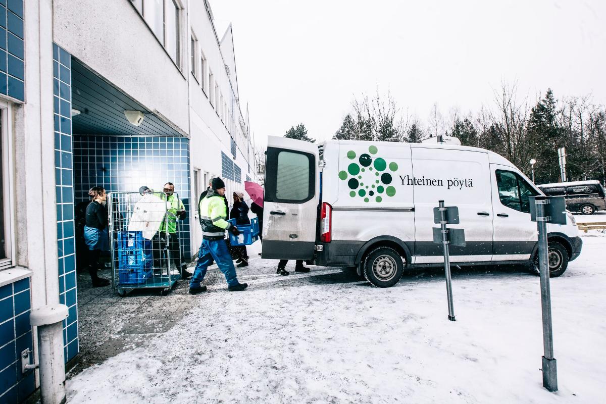 Vantaan hävikkiruokaterminaalin kautta kulkee enimmillään miljoona kiloa ruokaa vuodessa.